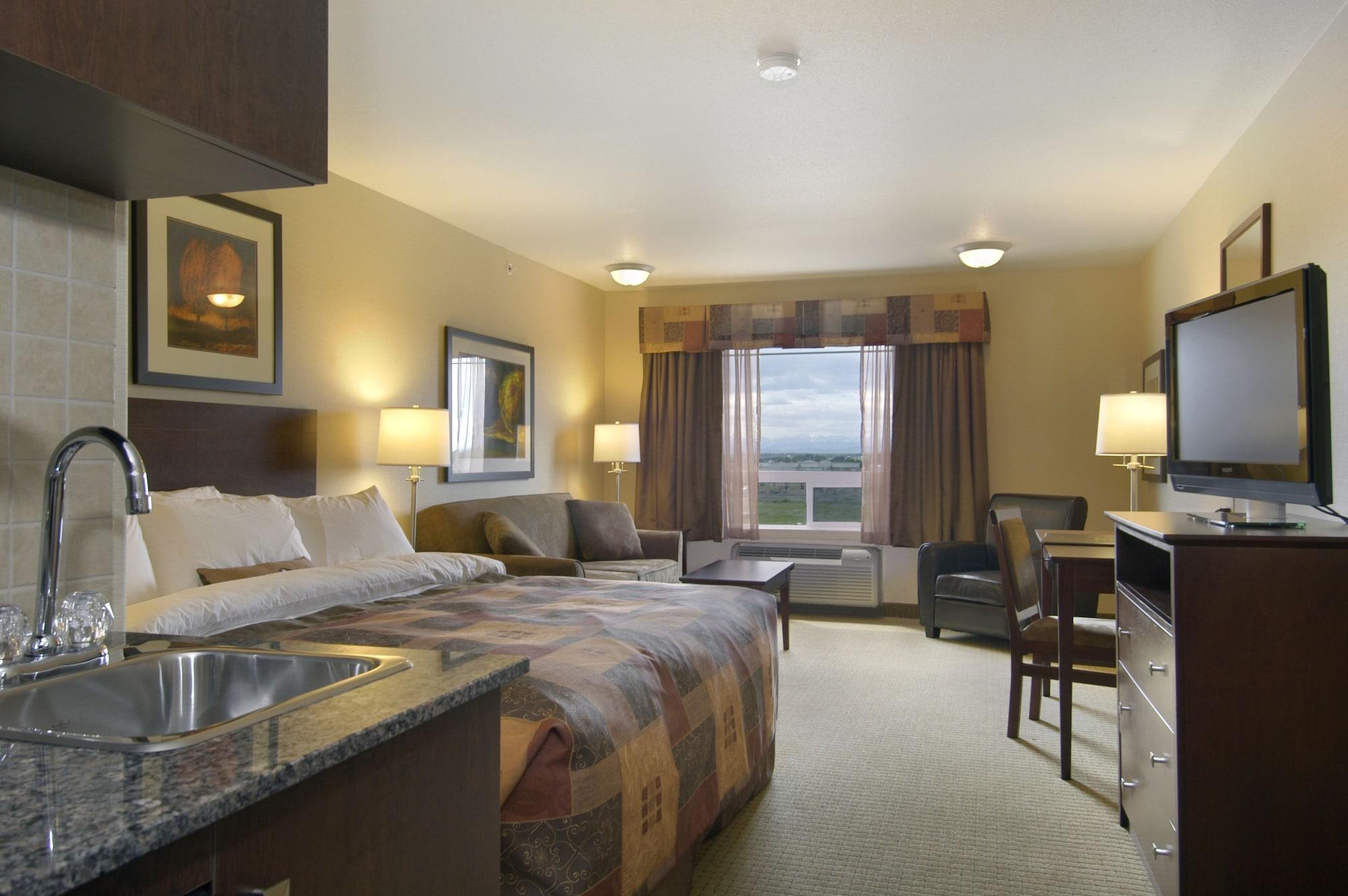 Ramada By Wyndham High River Ngoại thất bức ảnh